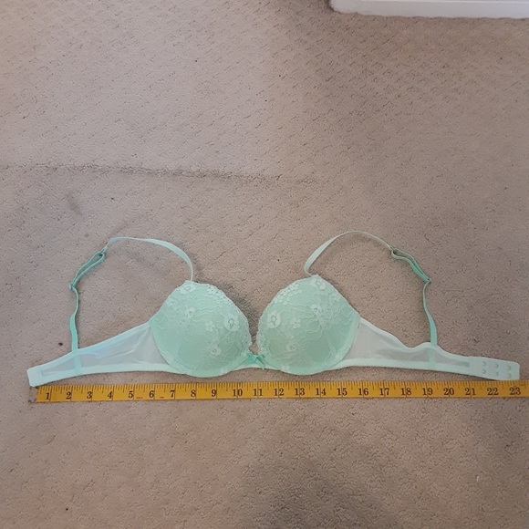 Gilly Hicks Push Up Bra - Picture 3 of 4